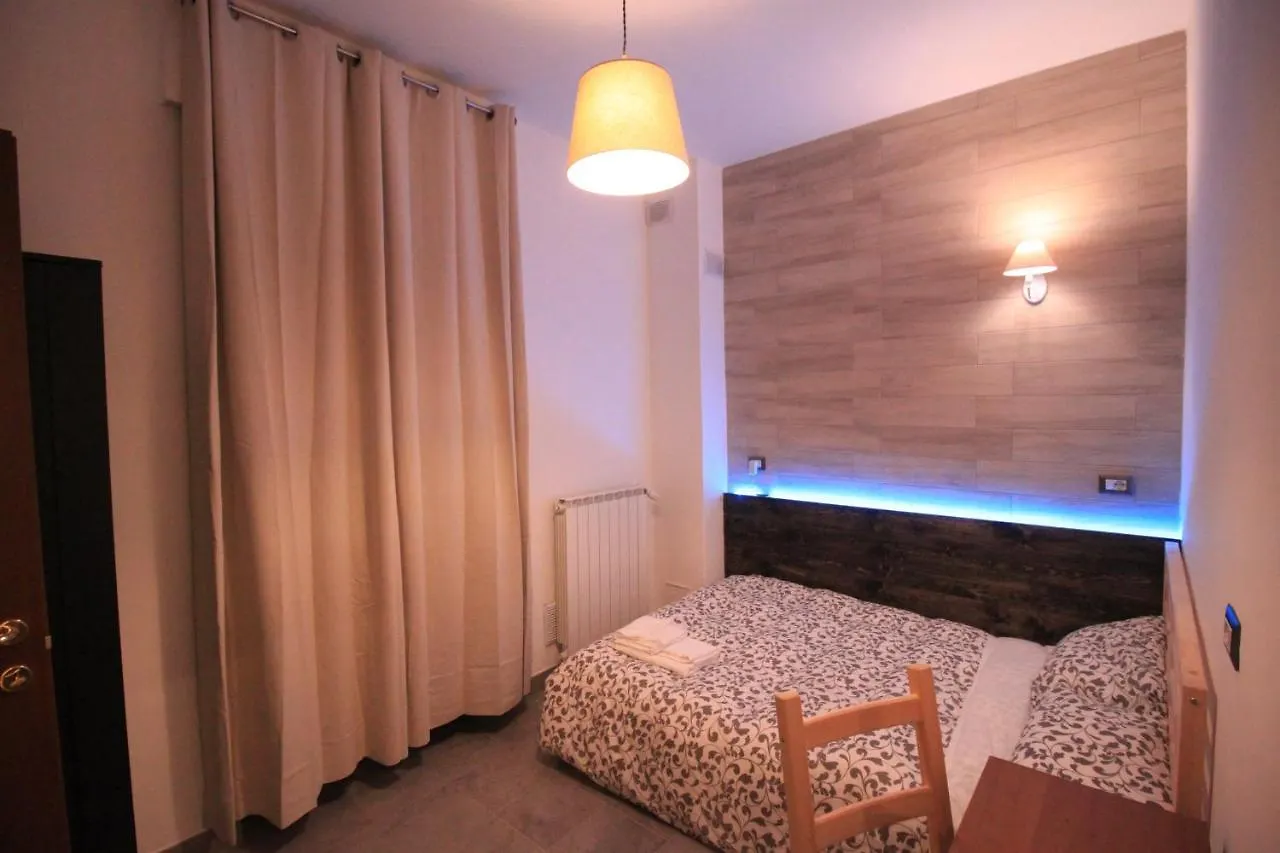 Il Rifugio Degli Artisti Bed & Breakfast Varese