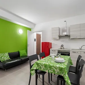 Appartamento Staurenghi Flora - Affitti Brevi Italia, Varese