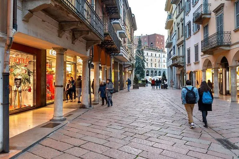 Il Rifugio Degli Artisti Bed and Breakfast Varese Italien