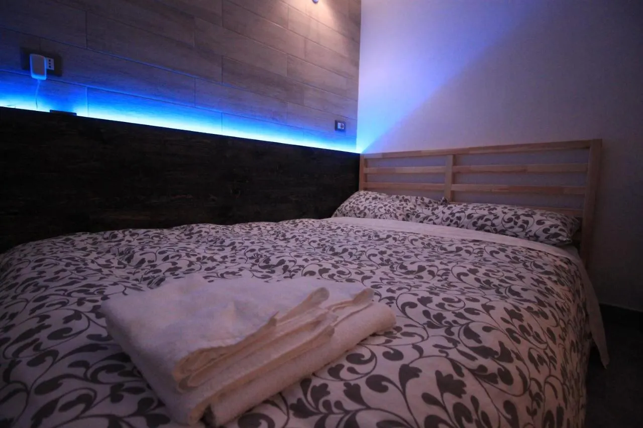 Bed and Breakfast Il Rifugio degli Artisti Varese Bed & Breakfast